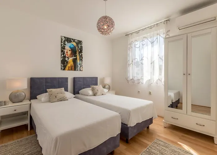 Split-villas Dalmatica For 12 Вілла