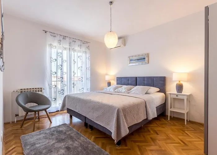 Split-villas Dalmatica For 12 Villa Split