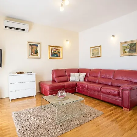 Split-villas Dalmatica For 12 Villa