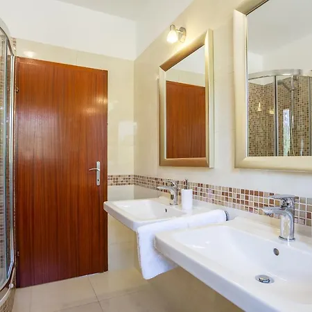 Split-villas Dalmatica For 12 Villa