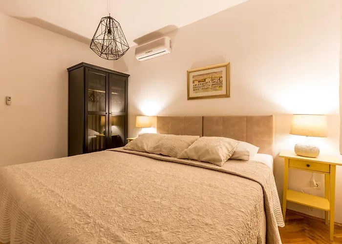 Split-villas Dalmatica For 12 别墅 斯普利特